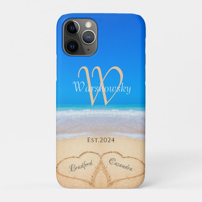 Coques Case-Mate iPhone Plage Coeurs couples en Sable Famille Monogramme (Dos)