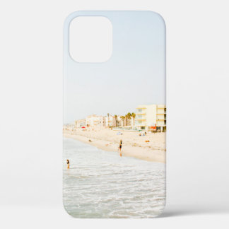 Case-Mate iPhone CASE PLAGE PRÈS DU BÂTIMENT EN JOURNÉE