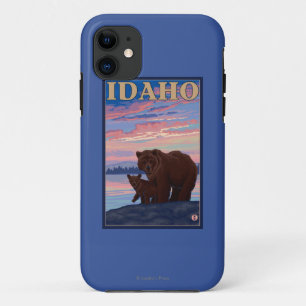 Coque iPhone 11 Poster de voyage Ours et CubIdahoVintage