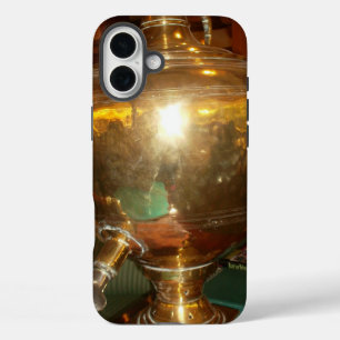 Coques iPhone 16 Plus Pot de thé doré vintage Mur Art & Imprimer