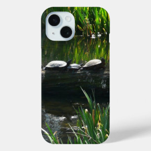 Coque Pour iPhone 15 Rangée de tortues photo de la nature verte