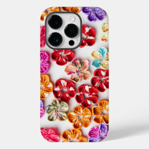 Coque Pour iPhone 14 Pro Ressort tissu cousu artisanal Fleurs Multicolor