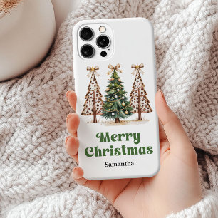 Coque iPhone 15 Mini Sapins de Noël modernes motif léopard vert or 