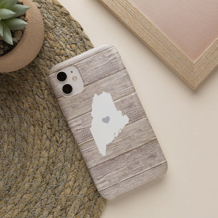Coque Pour iPhone 16 Silhouette de l'état du Maine Aspect rustique en b