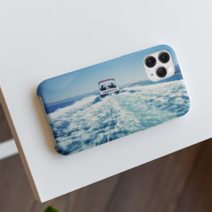 Coque Pour iPhone 14 Pro Ski nautique derrière le bateau à vitesse