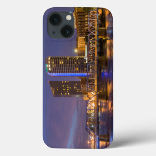 iPhone 13 Coque Skyline À Dusk, Sur La Grande Rivière