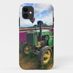Case-Mate iPhone Case Tracteur vert en Tulip Field, Oregon