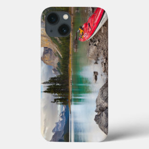 Etui iPhone 13 Un kayak de mer à Spirit Island