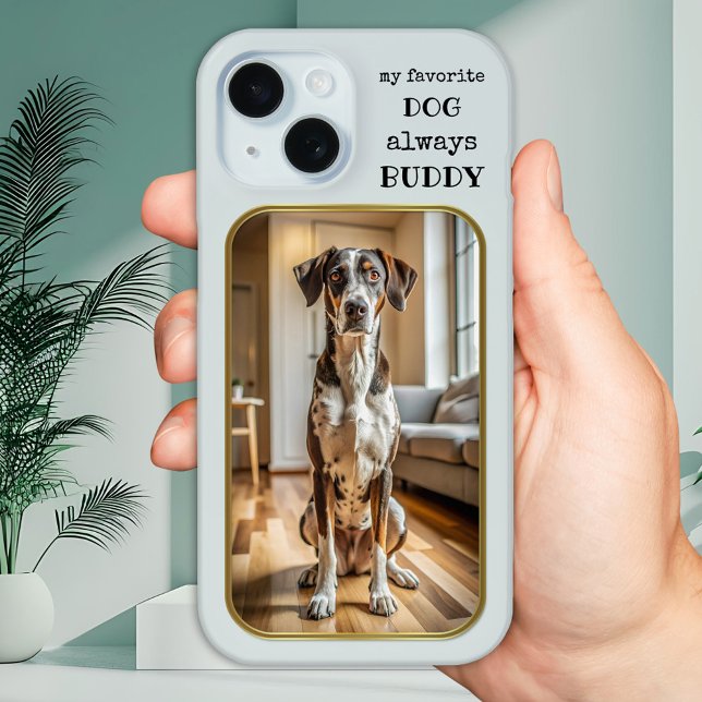 Coques Case-Mate iPhone Votre Chien préféré Photo Chic Gold Blue (Chic phone case featuring your custom dog photo framed by a golden lining on pastel pale blue)
