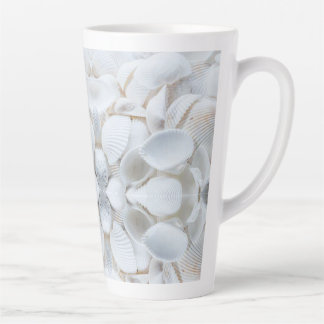 Coquillages blancs latte mug