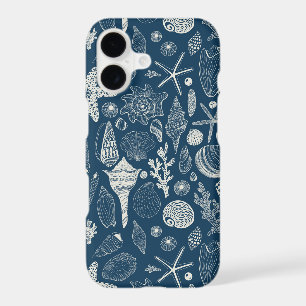 Coquillages sur fond bleu foncé