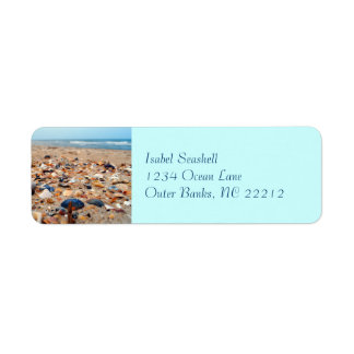 Coquillages sur la plage Étiquettes de adresse