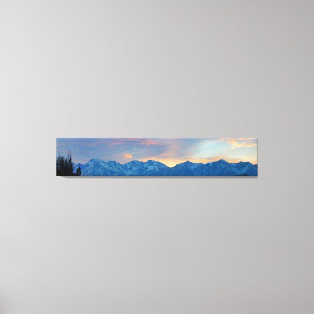 Cordon Del Plata Canvas Print (Front)