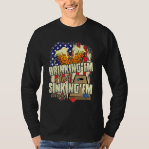 Cornhole For Men Drinking Em Sinking Em 4th Of Jul T-Shirt