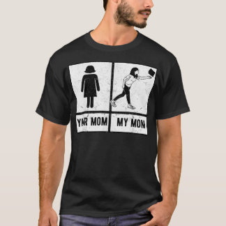 Cornhole Mom Bean Bag Game Mother's chess player  T-Shirt