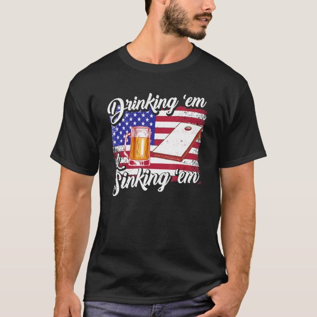 Cornhole Sinking & Drinking Usa Flag Beer Bag Toss T-Shirt (Front)
