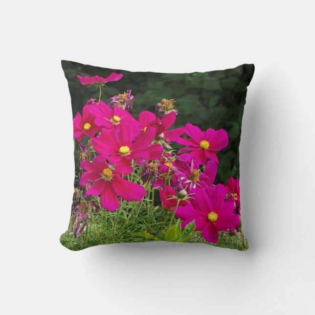 Cosmo flowers pillow (Front)