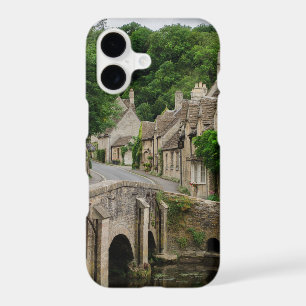 Costwolds town Castle Combe in England