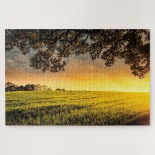 Coucher de soleil dans un puzzle paysager rural