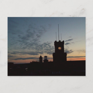 Coucher de soleil sur la carte postale Clocktower