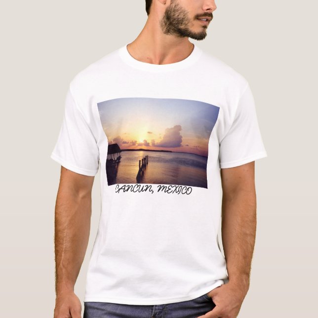 Coucher du soleil dans le T-shirt de Cancun (Devant)
