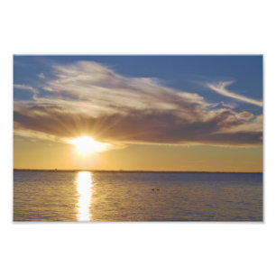 COUCHER DU SOLEIL DE GREAT LAKES. PHOTO