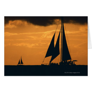 Coucher du soleil et yacht 2