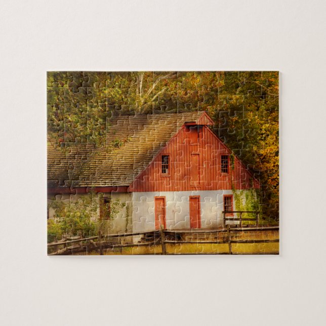 Country - Barn - Out to pasture Jigsaw Puzzle (Horizontal)