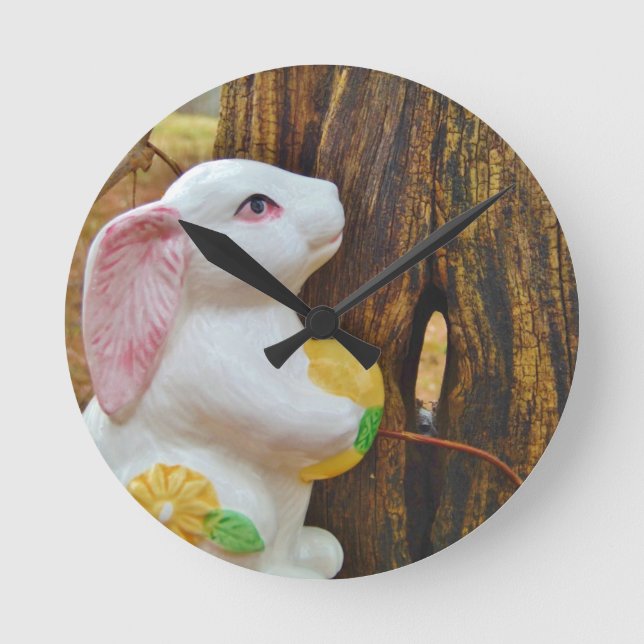 Country Easter Bunny Round Clock (Front)