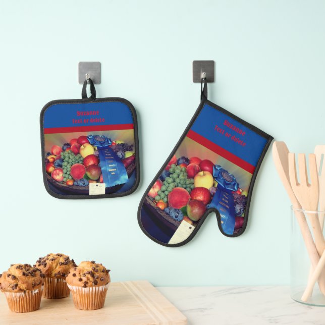 Country Fair Blue Ribbon Fruit Personalized Oven Mitt & Pot Holder Set (Insitu(Hanging))