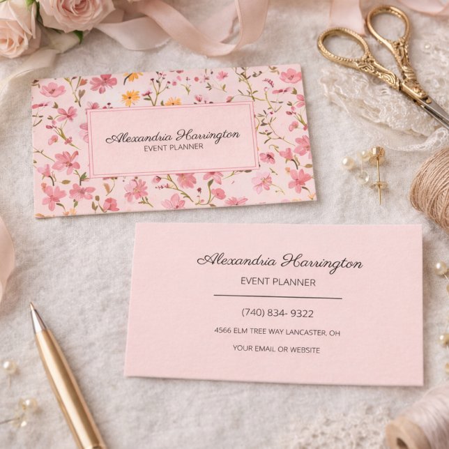 Country Floral Business Card (Creator Uploaded)