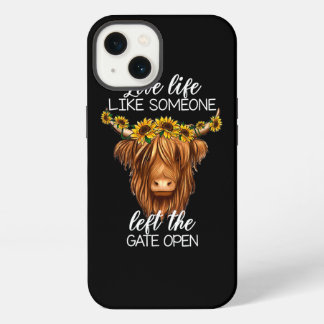 Country Heifer Highland Cow With Sunflowers Farm F iPhone 13 Case