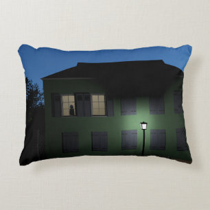 Country house accent pillow