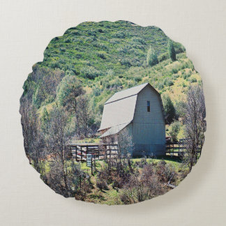 Country living..... round pillow