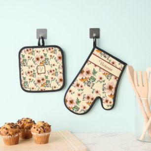 Country Pink and Rust Floral Watercolor Oven Mitt & Pot Holder Set