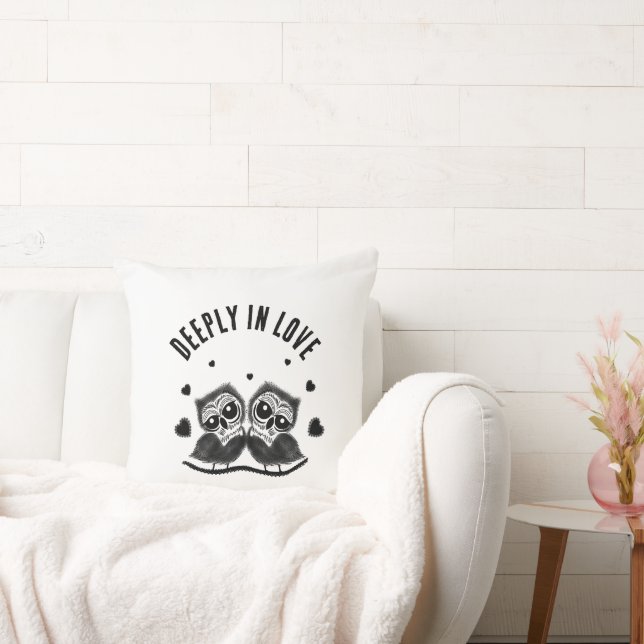 Couple of owls throw pillow (Couch)