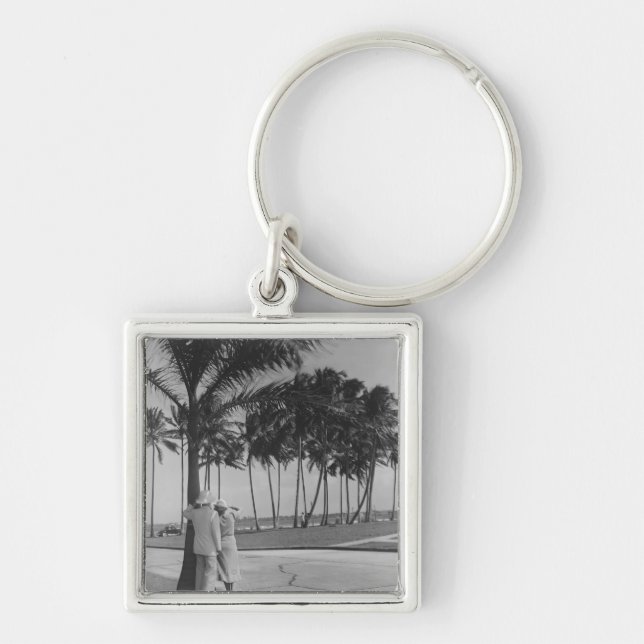 Couple standing at palm tree Rear view B&W Keychain (Front)