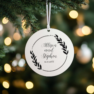 Couple Wreath Names   Wedding Date Photo Keepsake Ornament