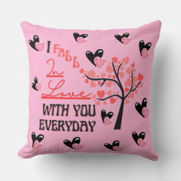 Couples I Fall In Love with you Everyday Throw Pillow