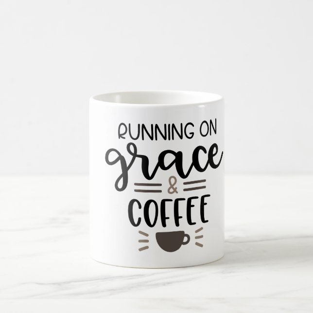 "Courant sur la tasse de grâce et de café" - (Centre)