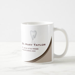 Courbe molaire dentaire de beige de tasse de café