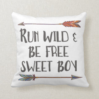 Courez sauvage soit librement coussin doux de