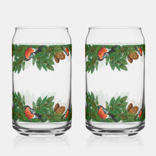 Couronne de Noël avec cônes de pin et oiseaux