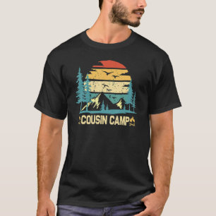 Cousin Camp 2022 Friends Summer Family Camping Vac T-Shirt