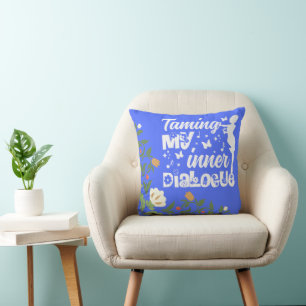 Coussin à motif floral pour apprivoiser le dialogu