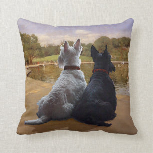 Coussin à roue et noir écossais Terrier