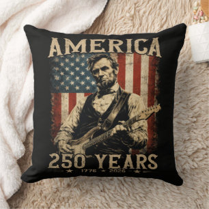 Coussin Abraham Lincoln jouant de la guitare le 4 juillet