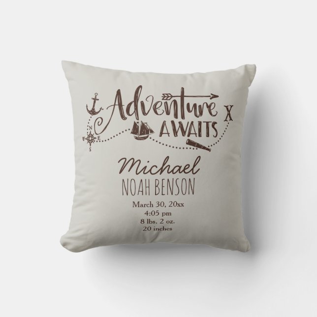 Coussin "Adventure Await" Nautique statistiques de naissan (Recto)