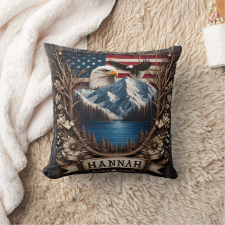 Coussin Aigle majestueux au-dessus des montagnes et drapea