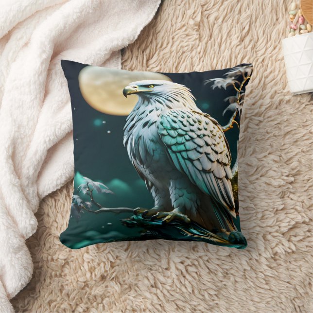 Coussin Aigle perché sous ciel clair de lune la nuit (Couverture)